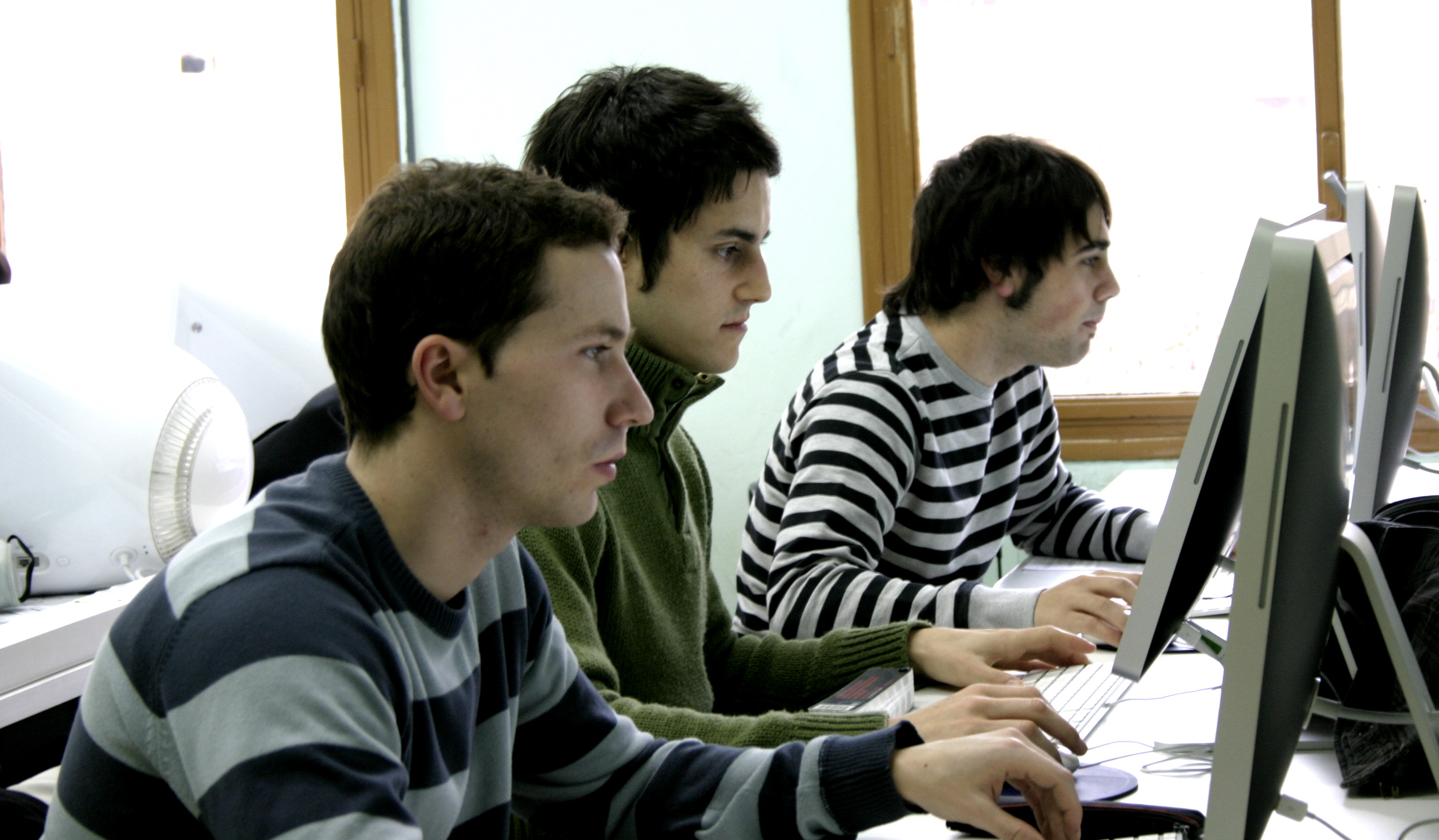 Curso  enseñanzas superiores de Diseño Gráfico